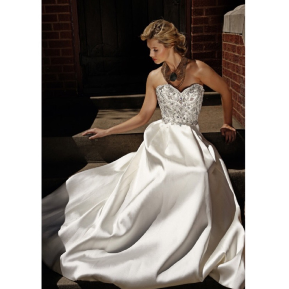 Evenings by Mon Cheri embellished bodice gown